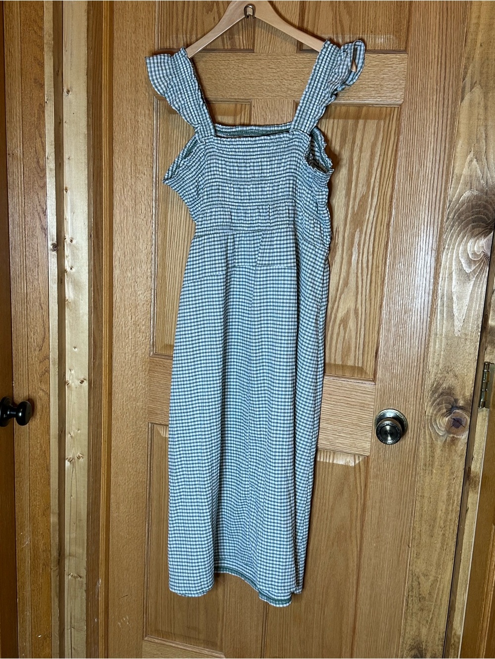 Old Navy Smocked Gingham Midi Dress green & white size XL - Picture 2 of 6
